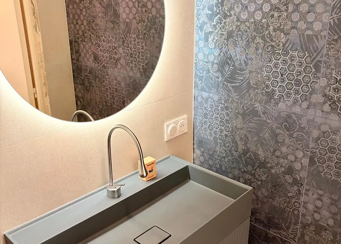 E2c2 - 3pieces Vue Avec Piscine & Parking Apartman *