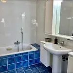 E2c2 - 3pieces Vue Avec Piscine & Parking *